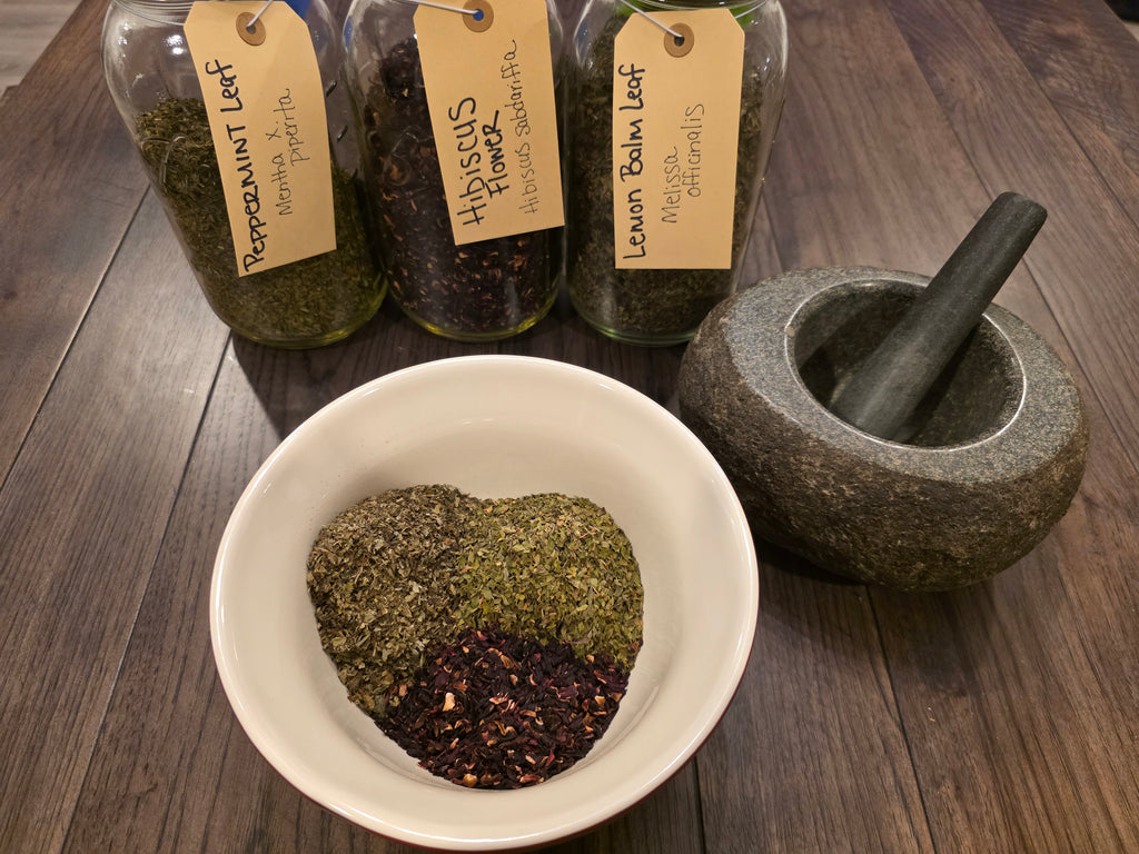 Crimson Harmony - Organic Loose-Leaf Tea Blend