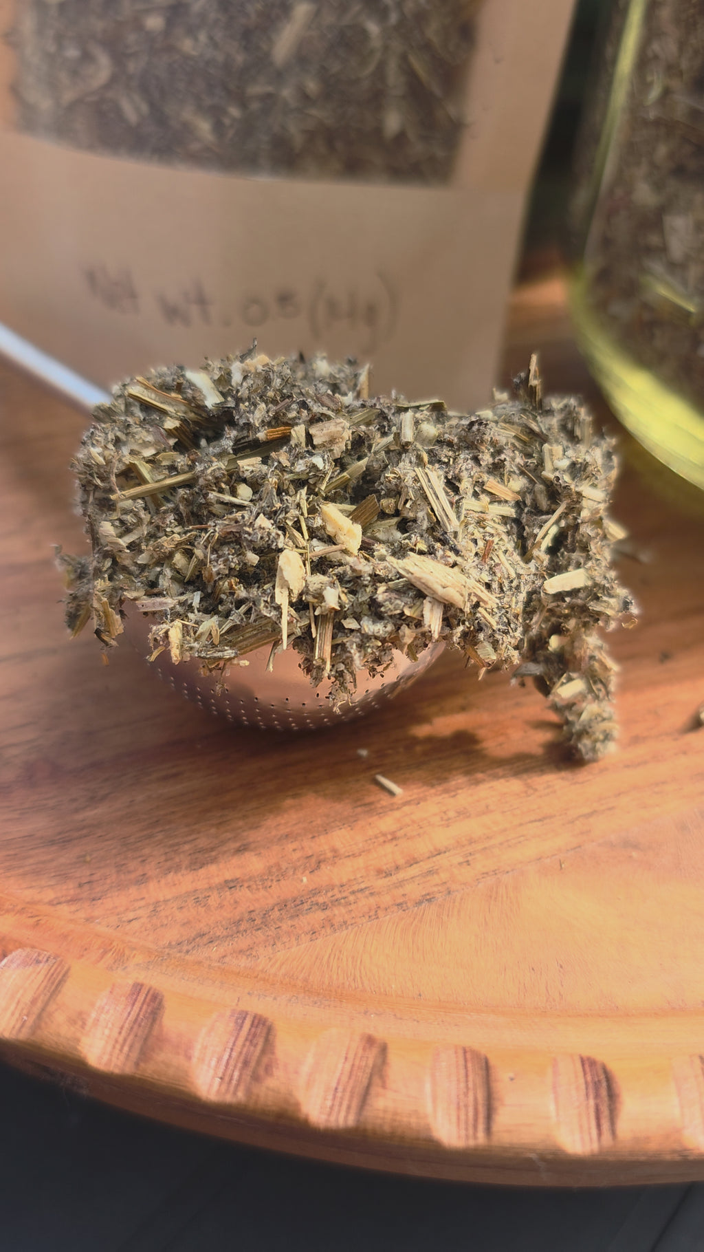 Mugwort Herb — Cut & Sifted, Organic